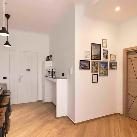 Dillo Luna Luxury Napels