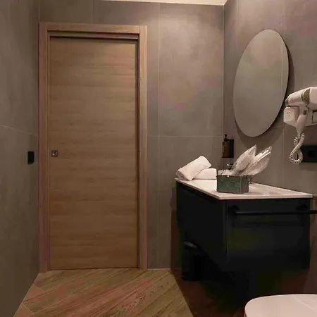 Dillo Luna Luxury